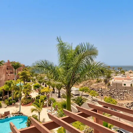 Bahia - Romen 2,4 Penthouse Sea View & Jacuzzi Semesterbostad *